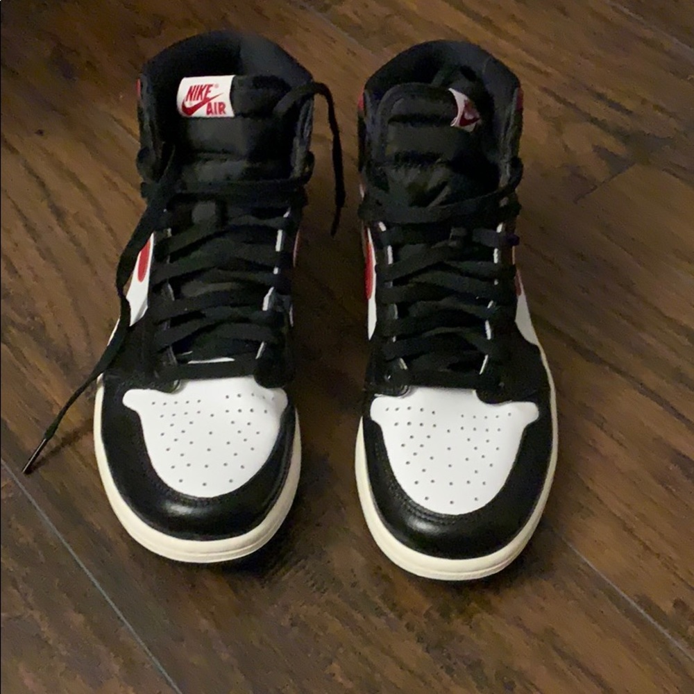 Jordan Retro 1 High OG Black White Sail-Gym Red